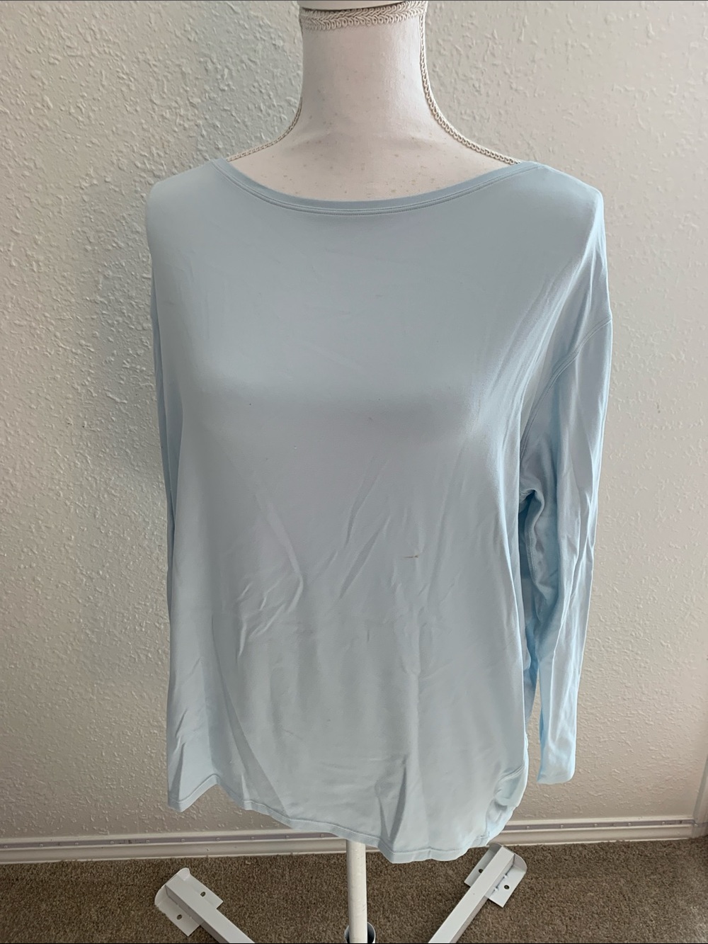 Lululemon Blue Women's Long Sleeve Boatneck Top